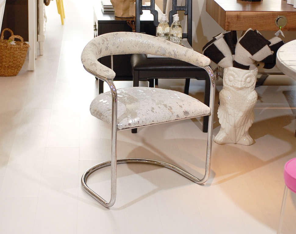 Chaise Chrome Hide à dossier rond