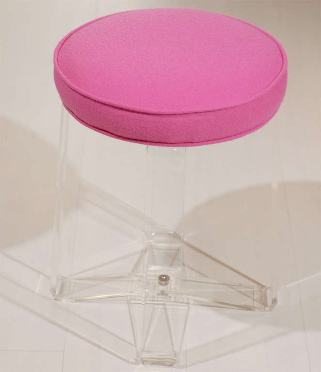 Round Lucite Stool 1