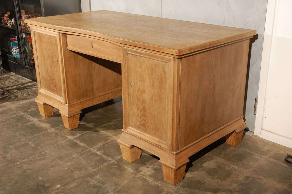 Vintage Two Pedestal Desk In Good Condition For Sale In Culver City, CA