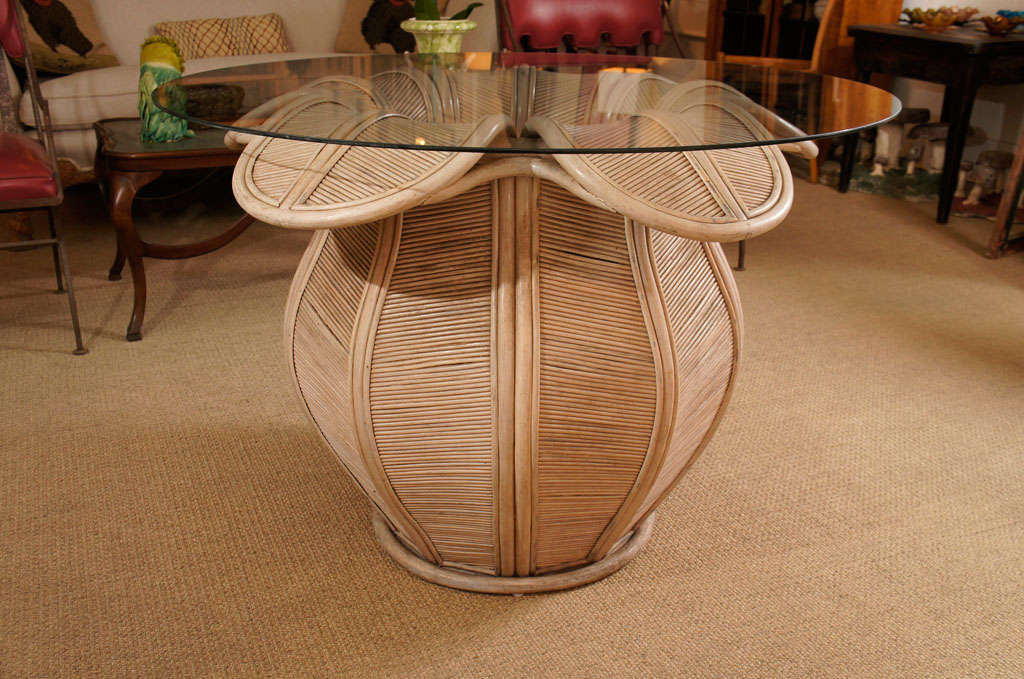 Here is a gorgeous rattan table base in the shape of a bell flower.