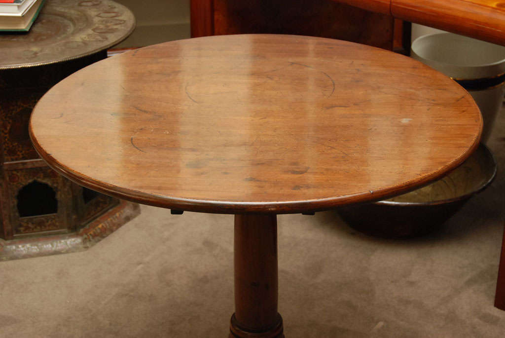 19th Century Queen Anne Style Walnut Tilt Top Table
