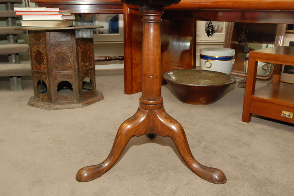 Queen Anne Style Walnut Tilt Top Table 1