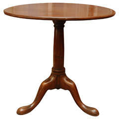 Queen Anne Style Walnut Tilt Top Table