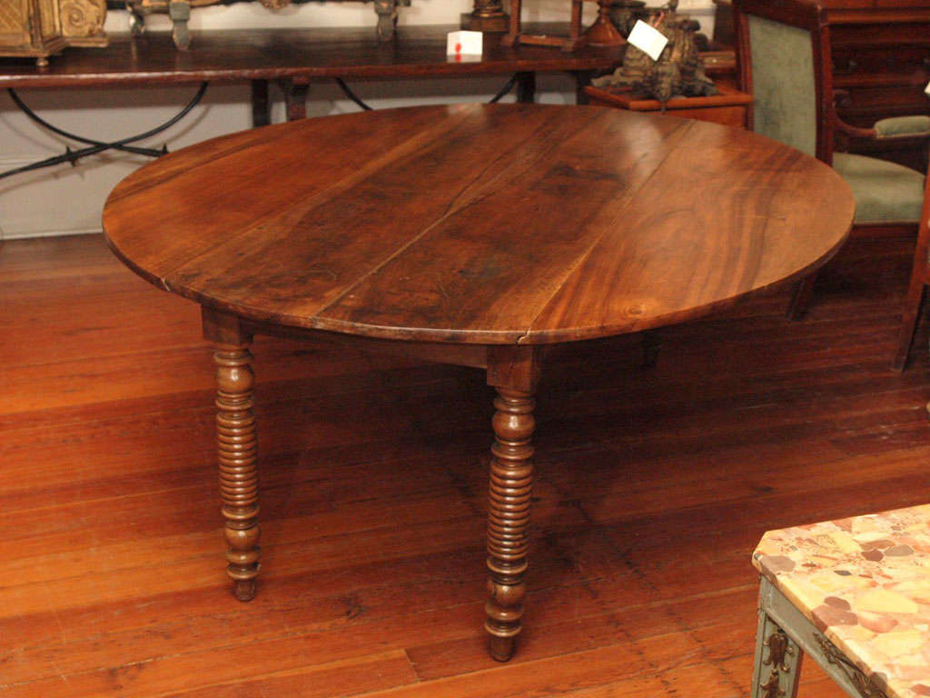 Large 19c. Spool Leg Dining Table 3