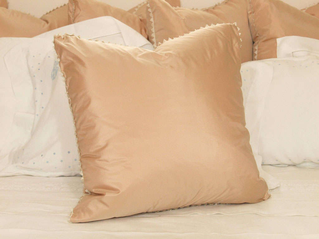 Silk Pillow at 1stdibs