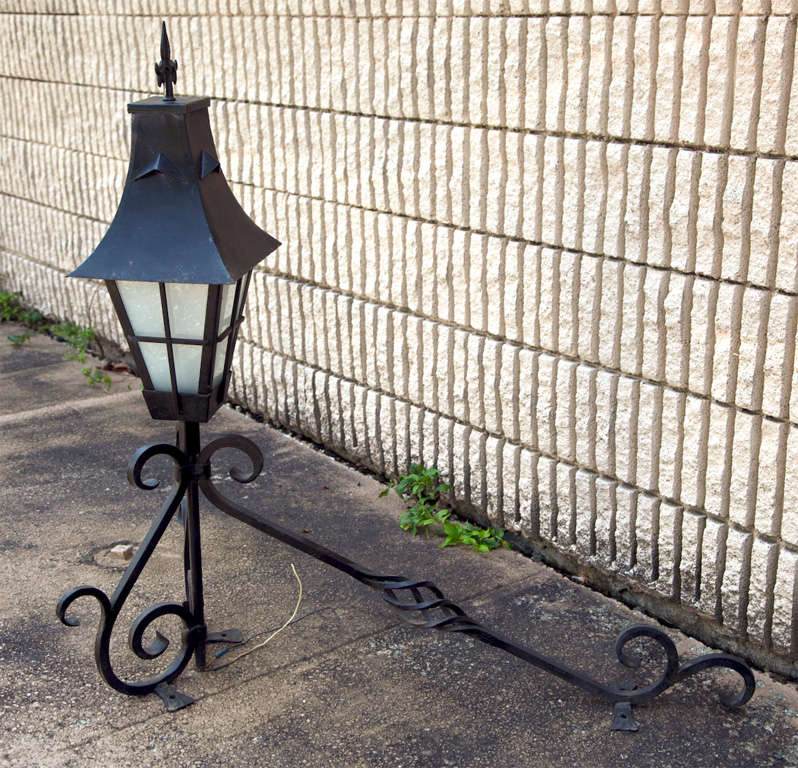 Outdoor Top of Wall  Mounted  Lanterns