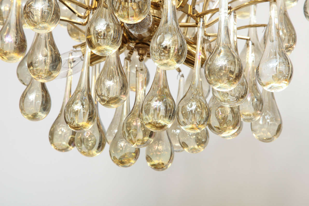 Venini Tear Drop Chandelier In Excellent Condition In New York, NY