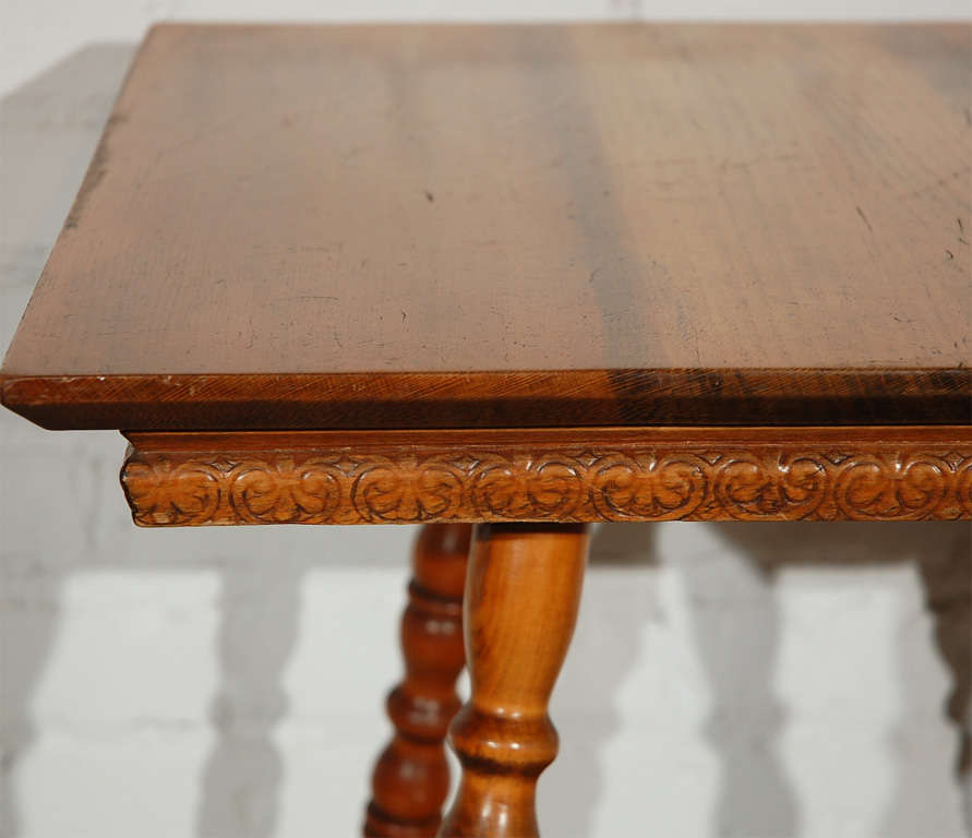 Turned Leg Side Table 1