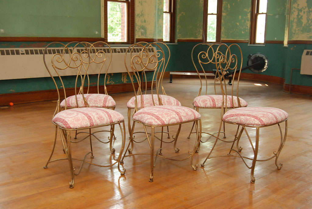 Set of Six Wrought Iron French Bistro Chairs In Good Condition In Hudson, NY