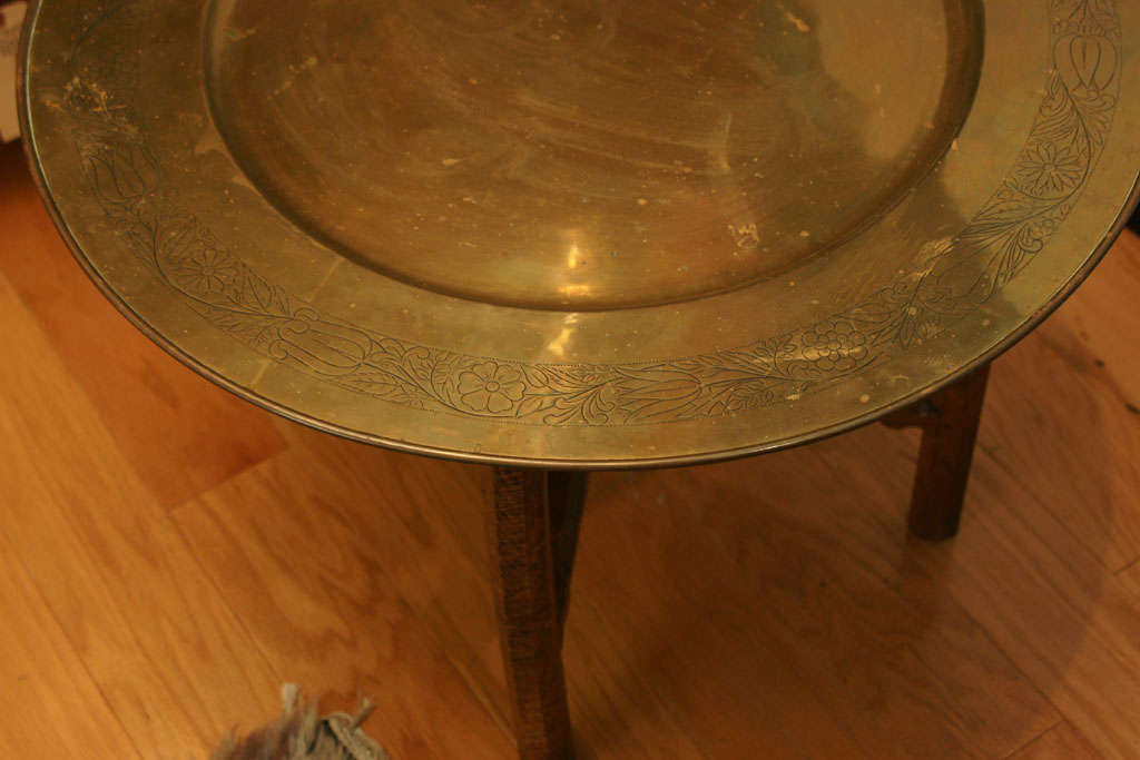 Oak and Brass Tray Table Attributed to Gordon Russell In Excellent Condition For Sale In Southampton, NY