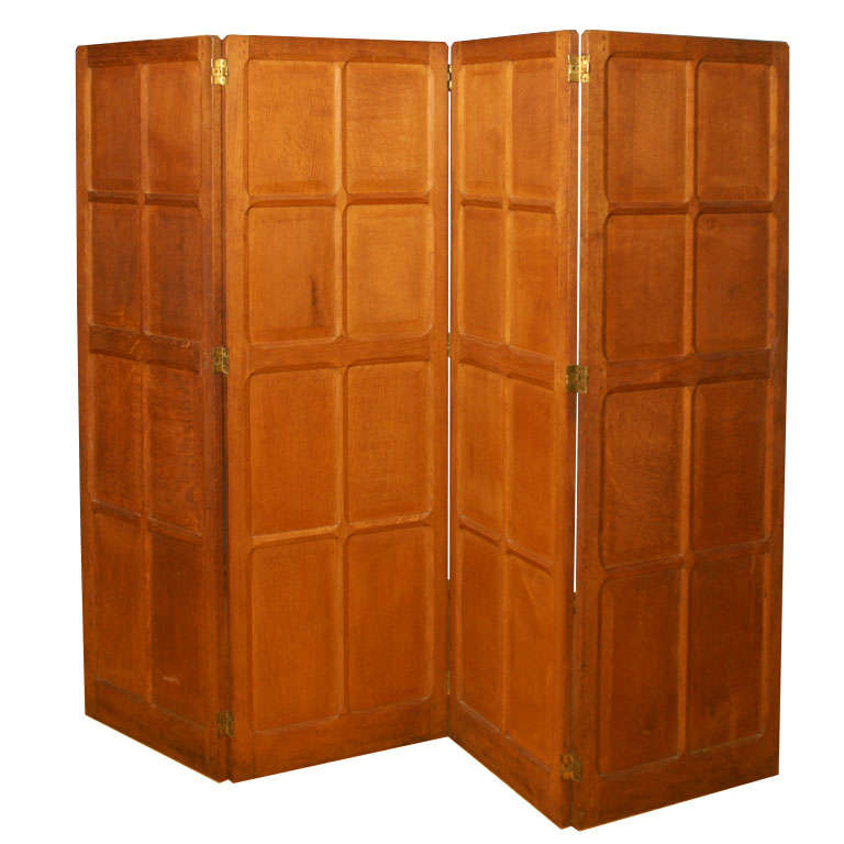 Four-Panel Oak Screen Attributed to Gordon Russell, circa 1930 For Sale