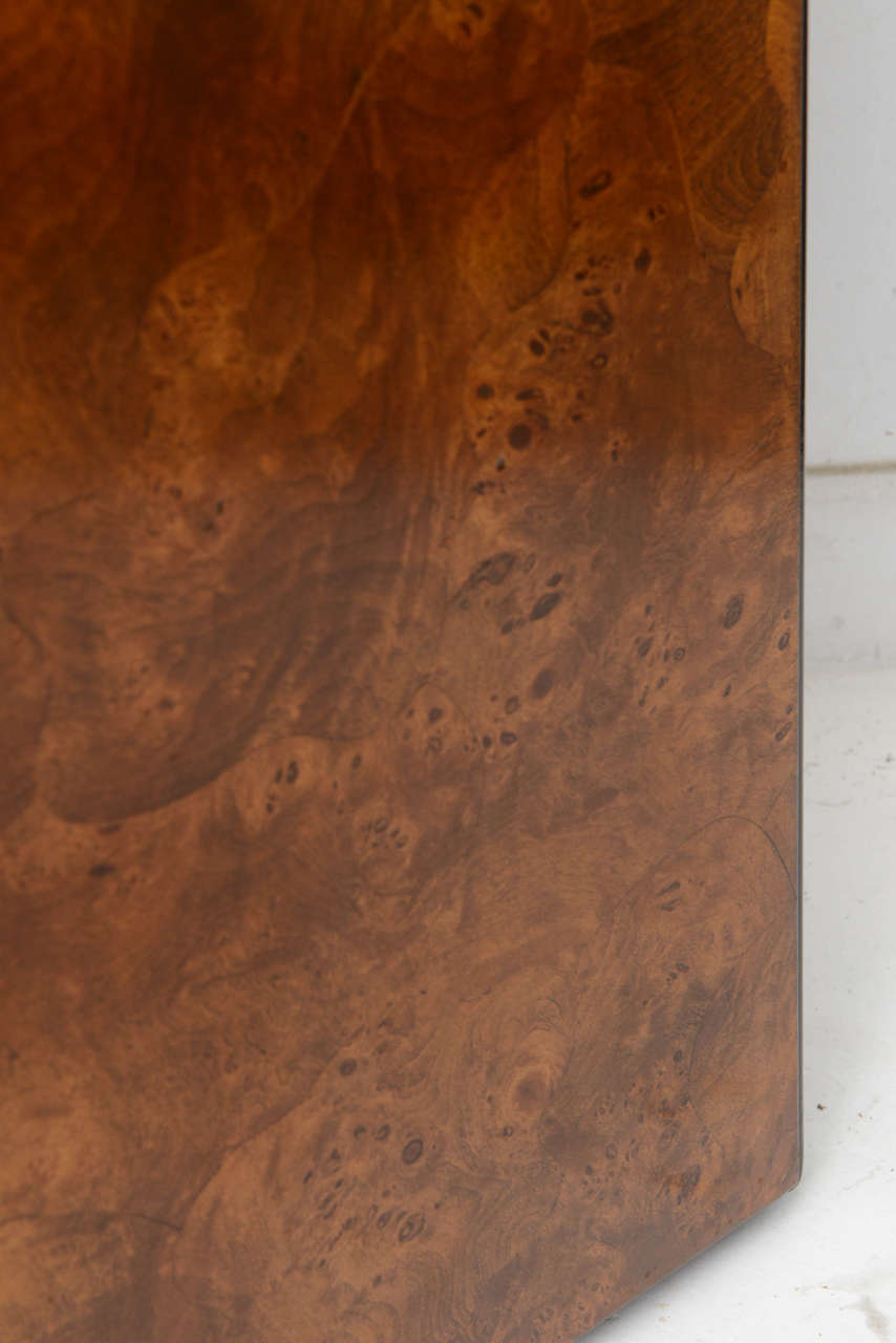 Drexel Heritage Pedestal in Burlwood with Black Edging 1