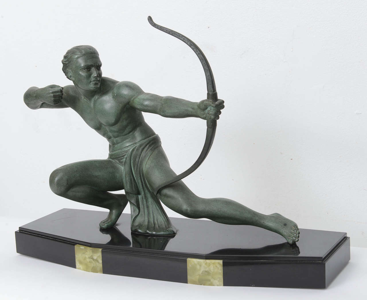 White metal archer with a patinated bronze finish on a marble base with inlaid details.

Please feel free to contact us directly for a shipping quote or any additional information by clicking 
