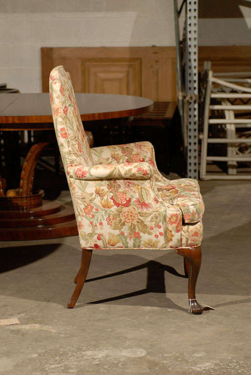 PAIR OF UPHOLSTERED HOST & HOSTESS CHAIRS 2