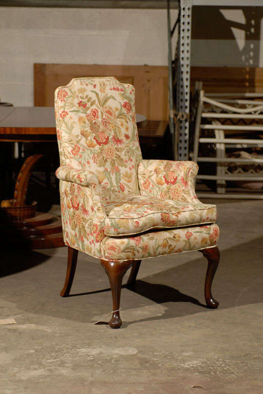 PAIR OF UPHOLSTERED HOST & HOSTESS CHAIRS 4