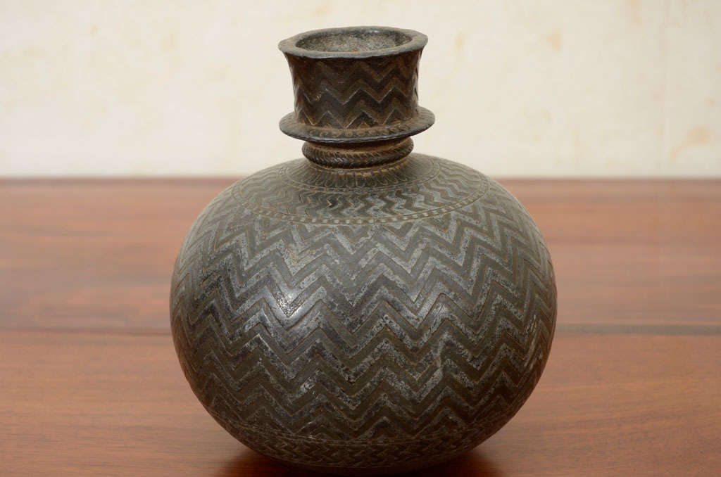 Indian Bidriware Vase (Hookah Pot) 4
