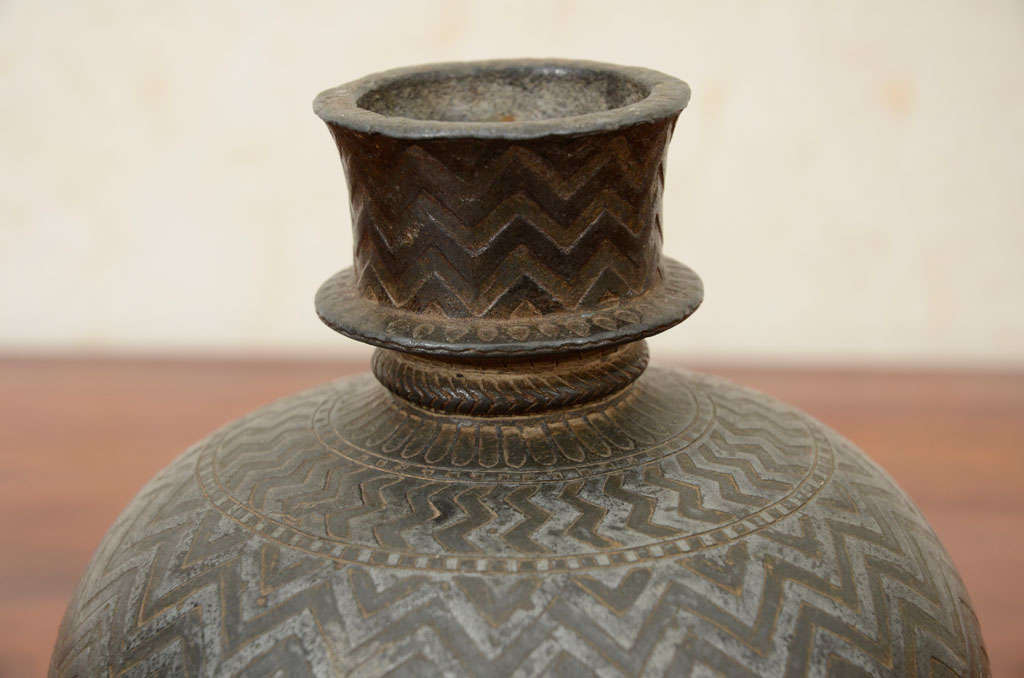 18th Century and Earlier Indian Bidriware Vase (Hookah Pot)