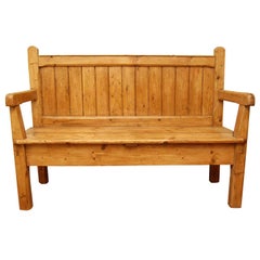 Irish bench in pine