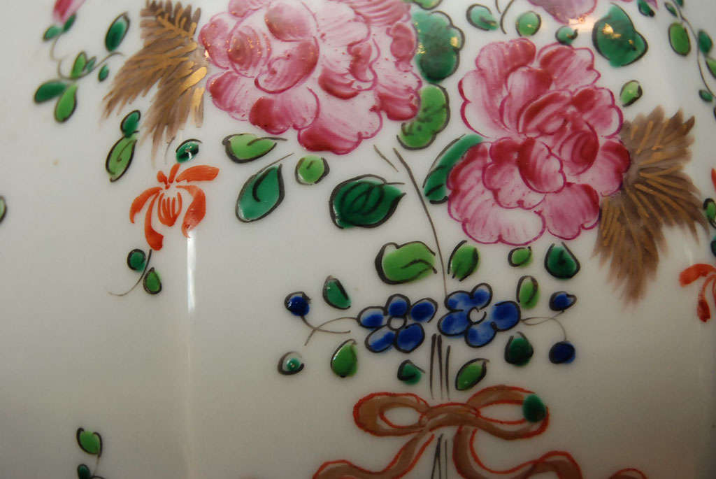 Floral Decorated Porcelain Lamp 1