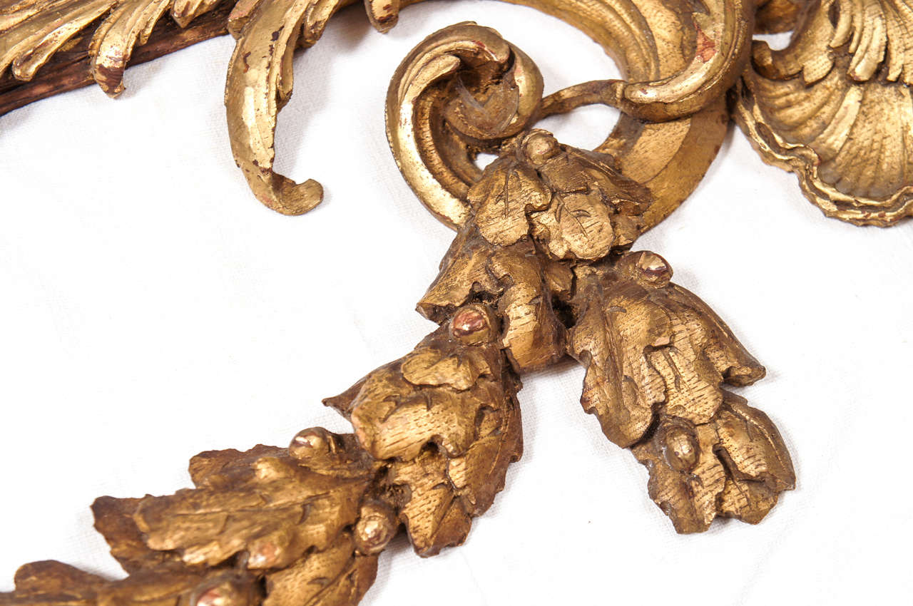 Pair of Antique Gilt and Wood Decorative Elements In Good Condition In Sheffield, MA