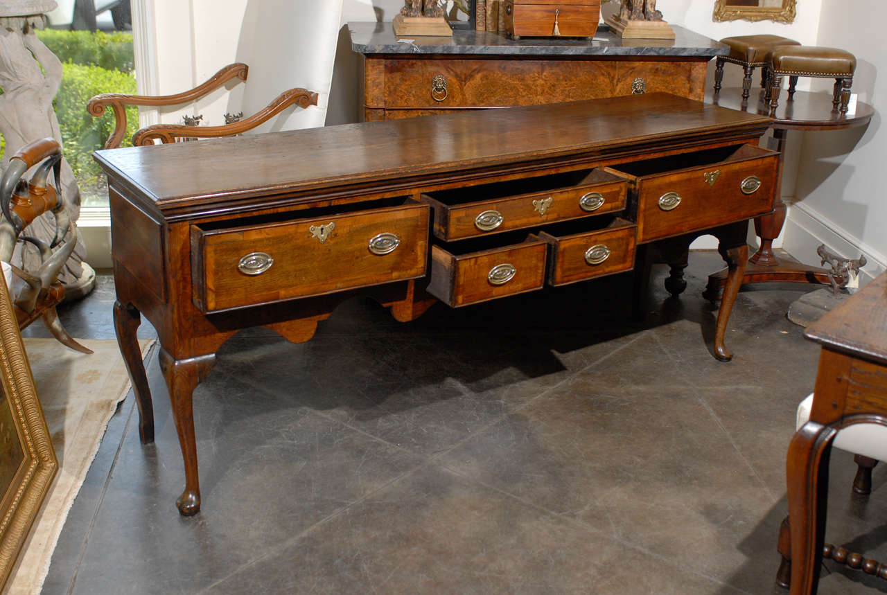 English Georgian Wooden Sideboard with Five-Drawers, Cabriole Legs and Inlay 1