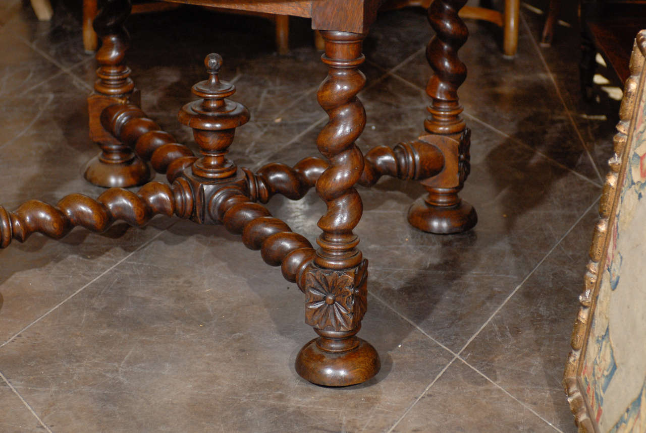 twisted leg table