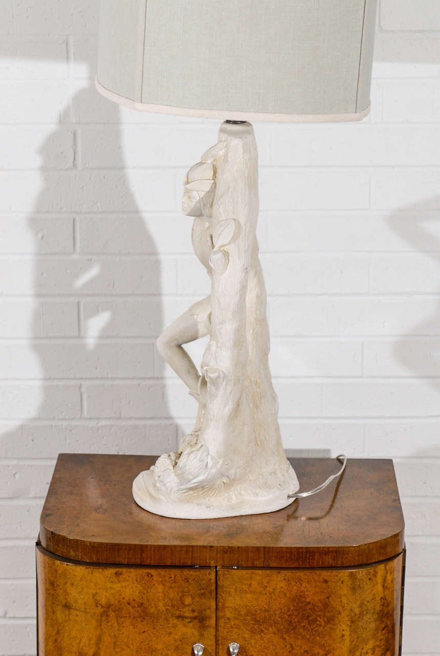 Bellissima coppia di lampade in gesso color crema di Continental Art Company In condizioni ottime in vendita a Atlanta, GA