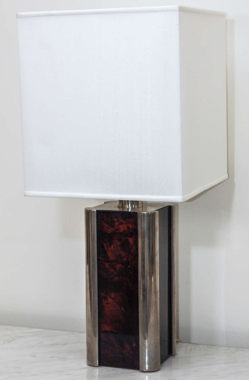 Handsome Acrylic "Burl" Table Lamp