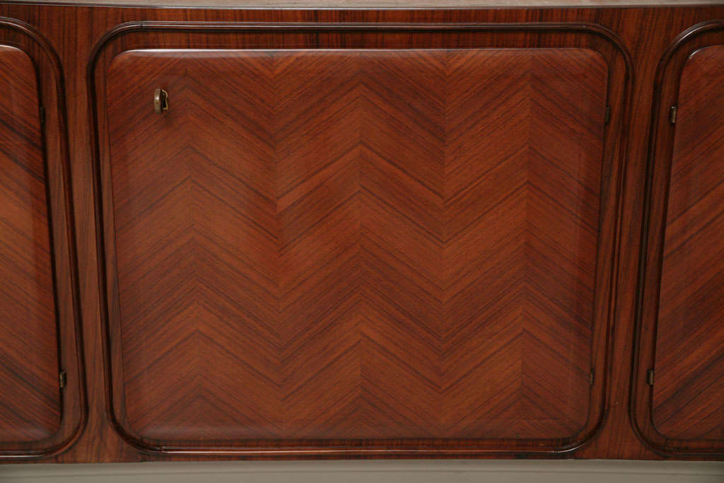 A Fine Italian Modern Rosewood Sideboard, Dassi 6