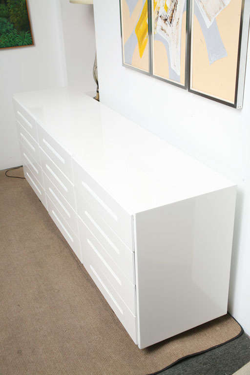 Beautiful White Laquered Dresser 4