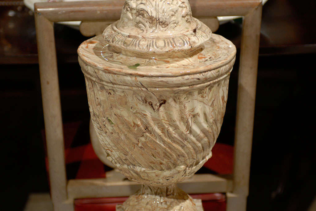 Neoclassical Urn Agate Ware Lamp, Custom Giltwood Base 1