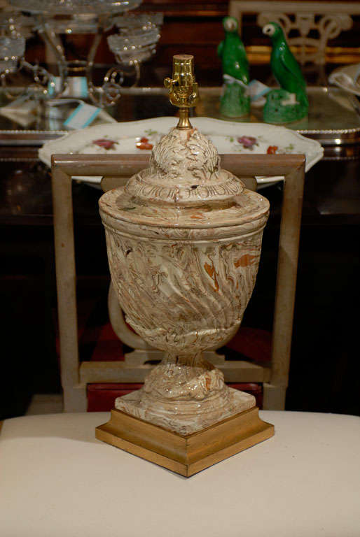 Neoclassical Urn Agate Ware Lamp, Custom Giltwood Base 3