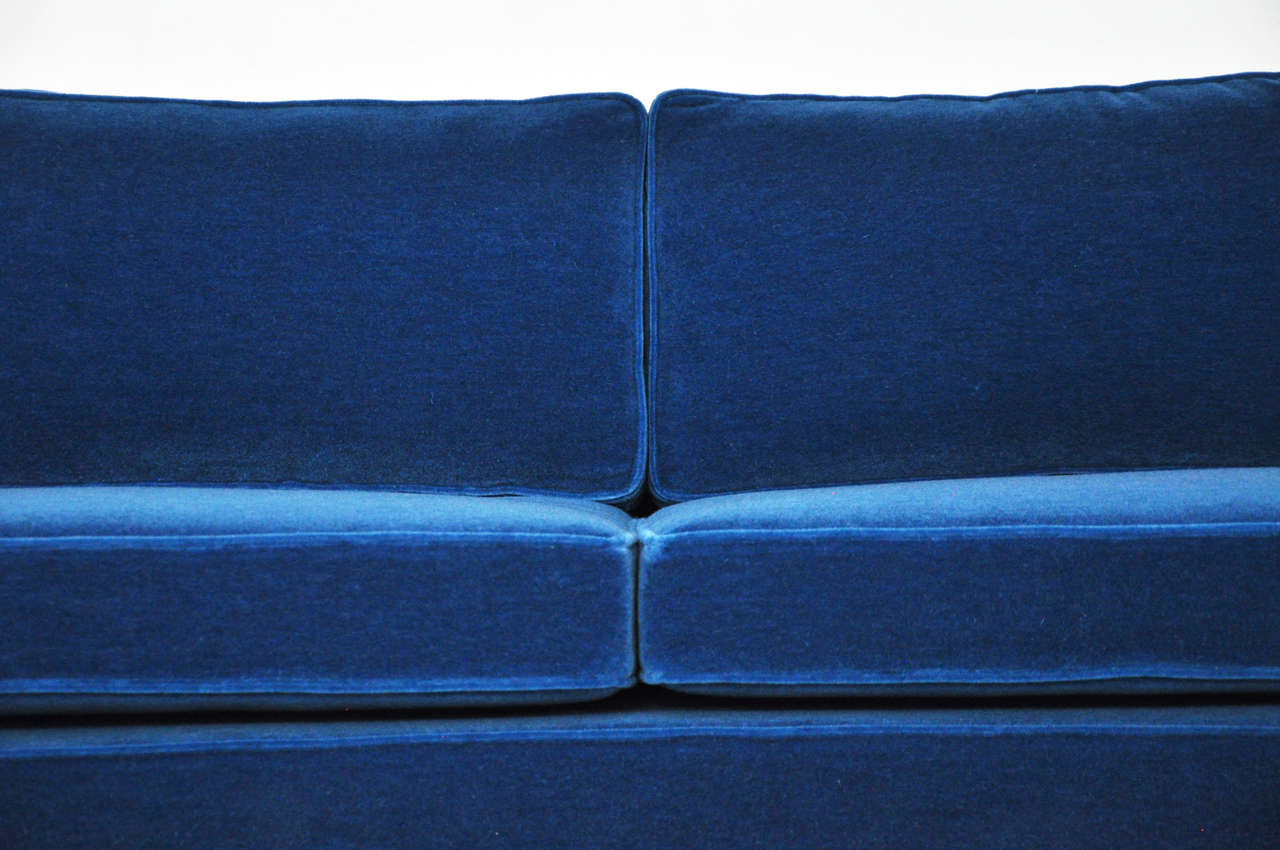 Mid-Century Modern 9ft Dunbar sofa - Edward Wormley