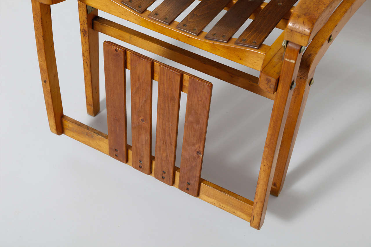 Mid-20th Century Siesta Lounge Bentwood Chair, by Hans & Wassili Luckhardt for Thonet