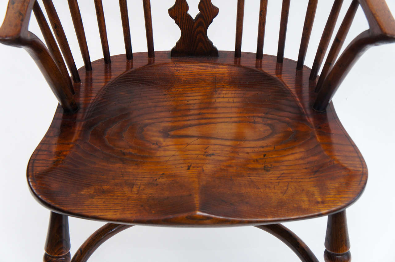 Set of Ten English Oak Windsor Chairs, Early 20th Century 4