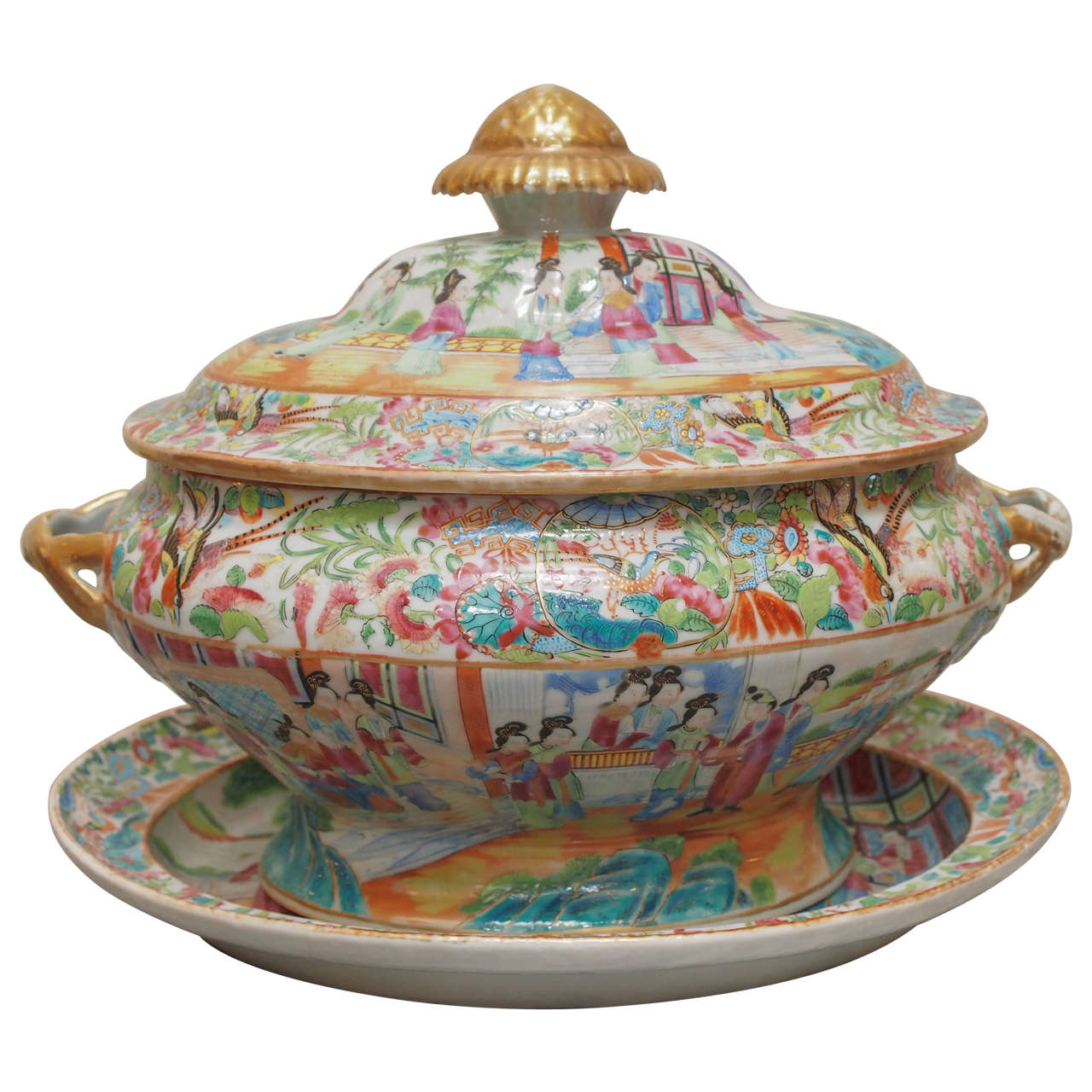 19th Century Chinese Famille Rose Soup Tureen and Underplate