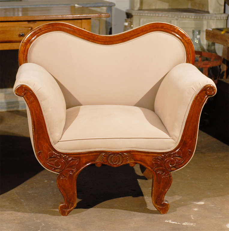 Paire de fauteuils club suédois en bois de grande taille du 19ème siècle Bon état - En vente à Atlanta, GA