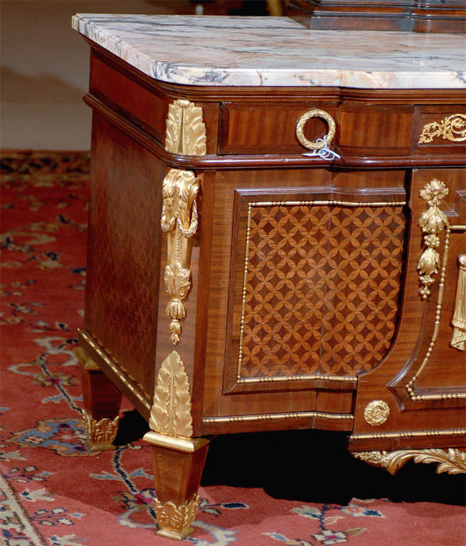 French Suberb commode with ormolu mounts