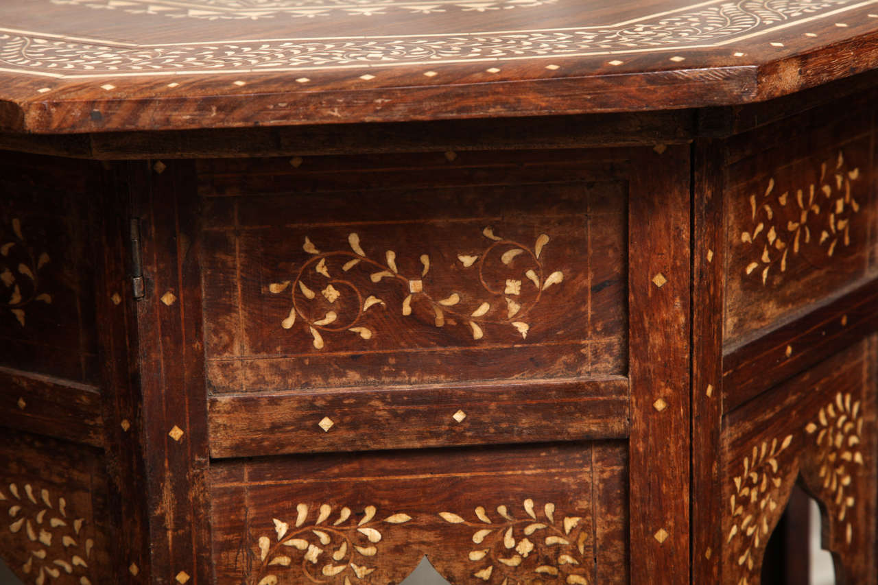 Octagonal Inlaid Side Table In Excellent Condition In New York, NY