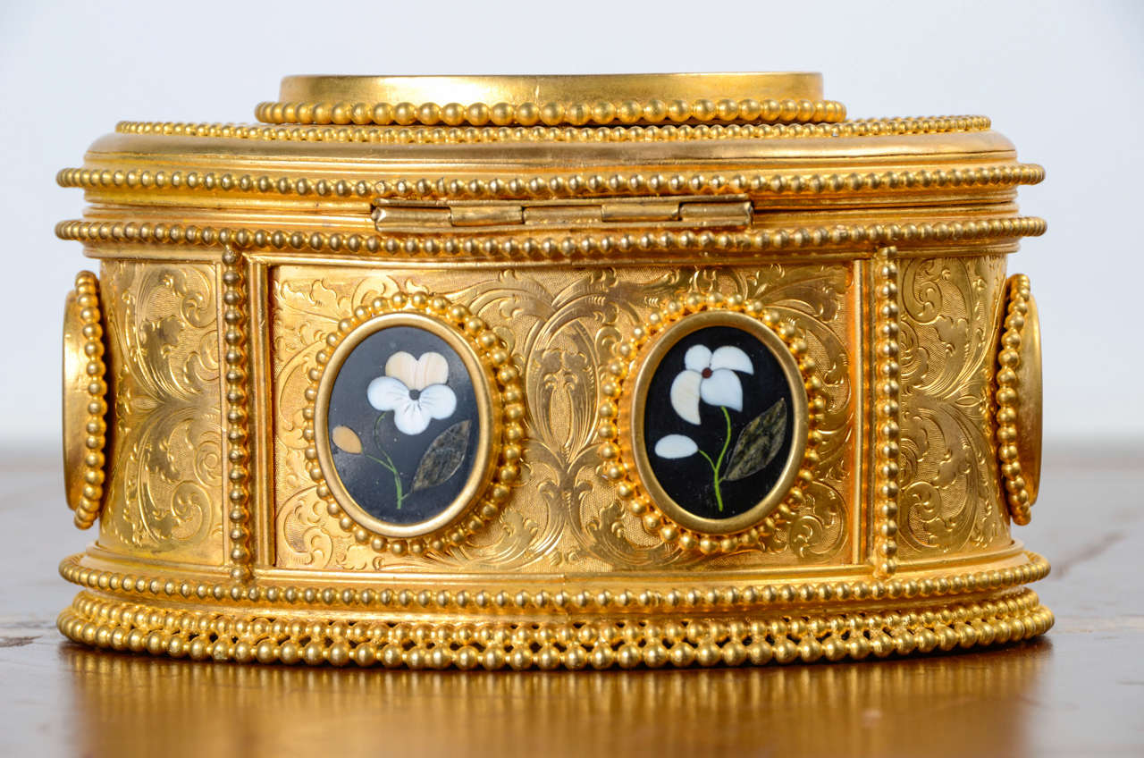 Gorgeous and Rare Gilded Plated Box Signed Tahan For Sale 2