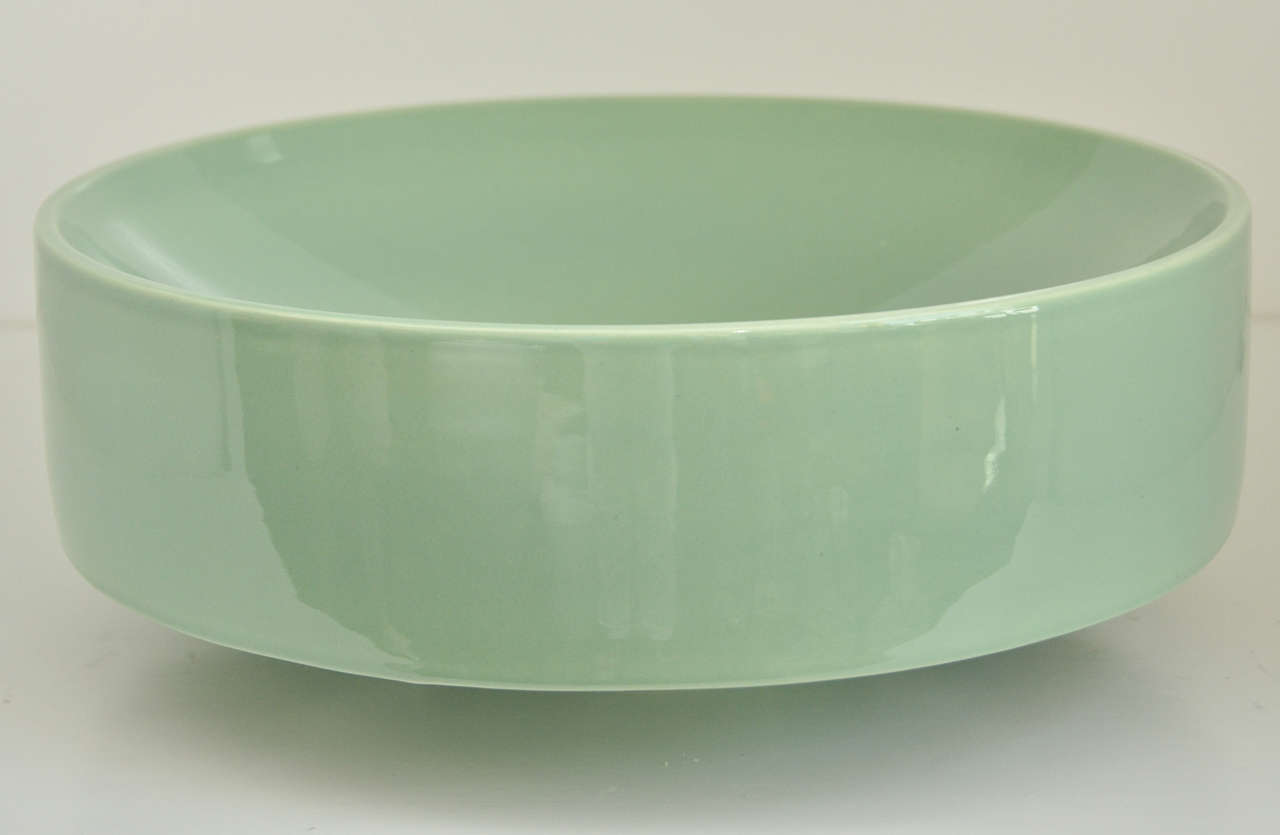 Aquila Bowl in Celadon Coloro by Miri Mara