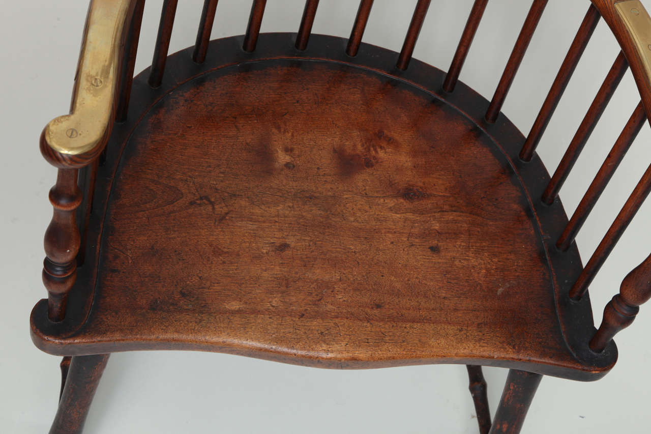 Early 19th Century Scottish Comb Back Windsor Armchair 4