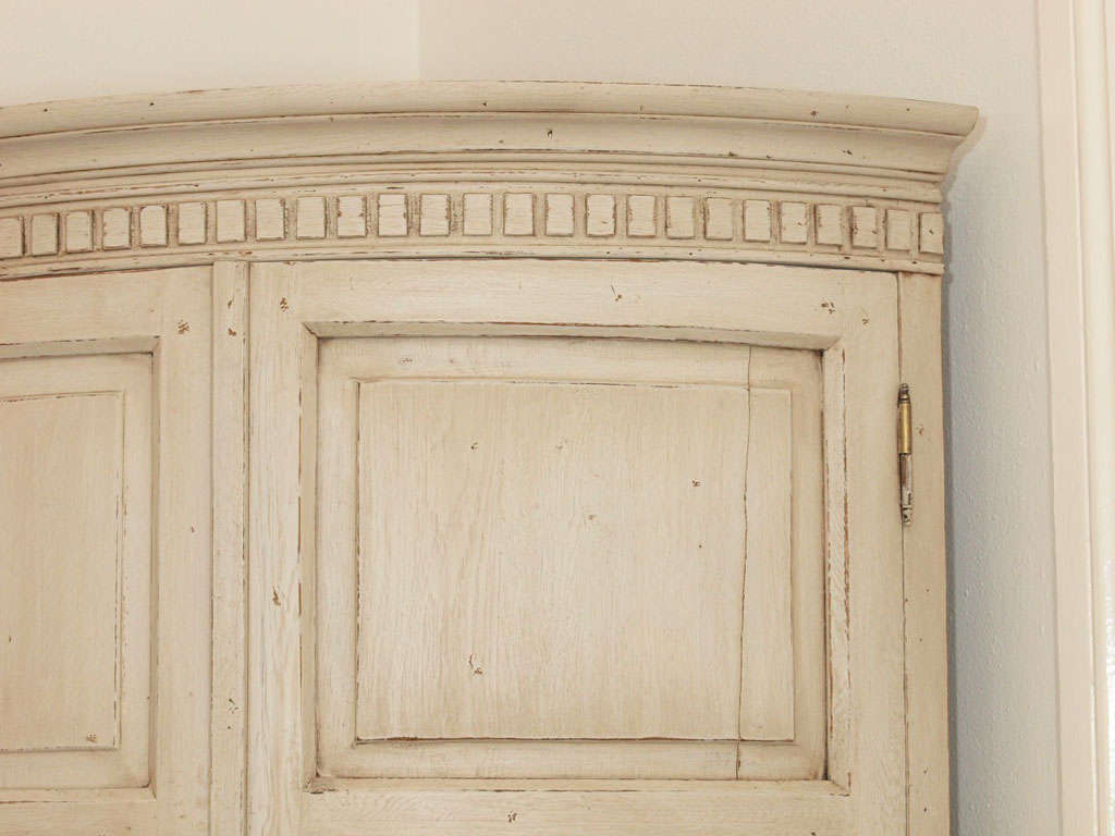 painted corner cabinets
