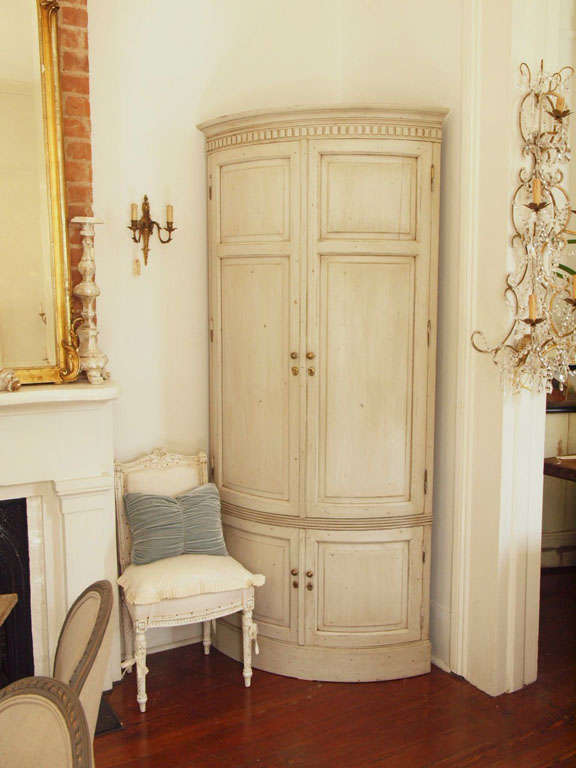 Swedish Style Painted Corner Cabinet 2
