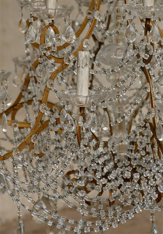 A Beautiful Italian Crystal Chandelier 1