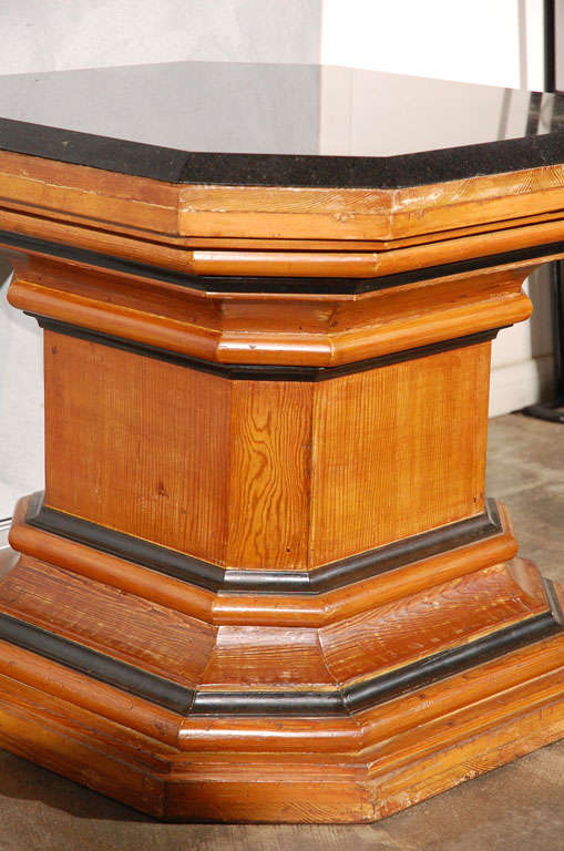 Mid-20th Century Pr Octagonal Pedestals with Marble Tops For Sale