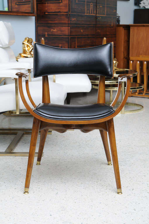 Fine Set of Twelve Italian Modern Dining Chairs, 1950s In Excellent Condition In Hollywood, FL
