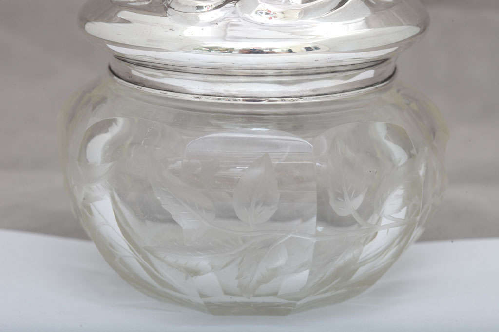 Art Nouveau Sterling Silver and Intaglio Cut Crystal Powder Jar 2