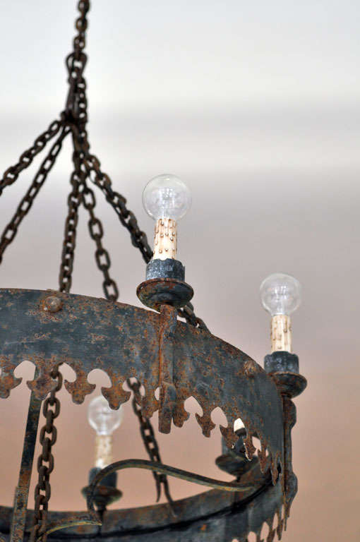 Large Antique Spanish Iron Chandelier In Good Condition For Sale In Phoenix, AZ