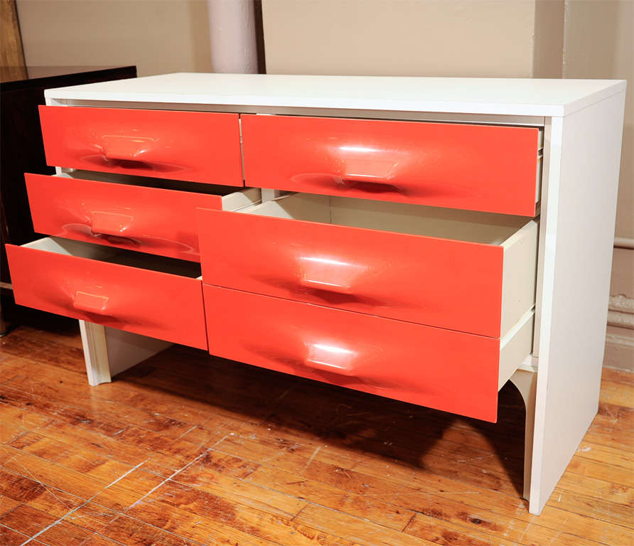 Mid-20th Century Raymond Loewy Chest of Drawers in Orange and White For Sale